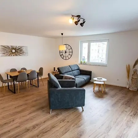 Grosse Cozy 4-zi-whg Mit Balkon Naehe Europa Park Und Rulantica *